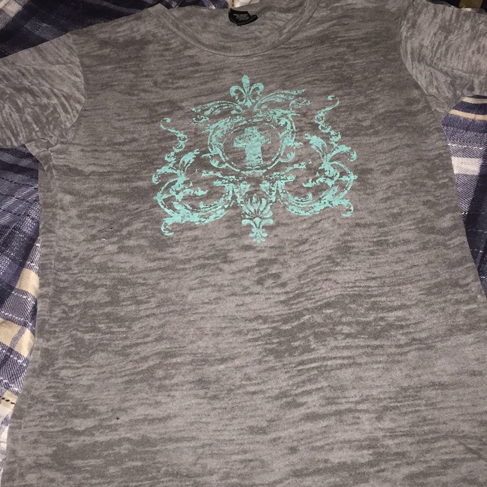 Woman’s shirt